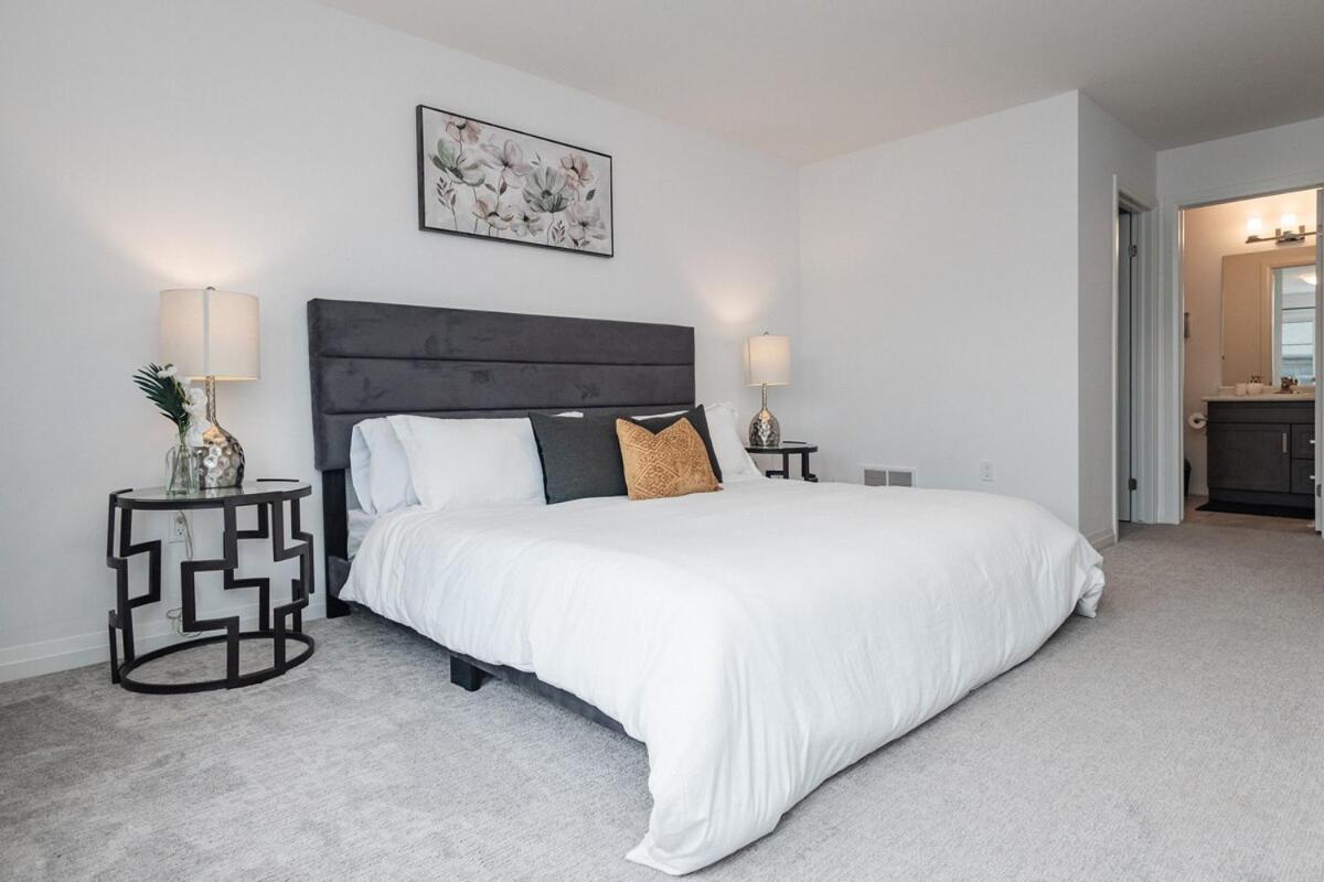 Niagara Luxury Living 5 Mins From The Falls Exterior photo