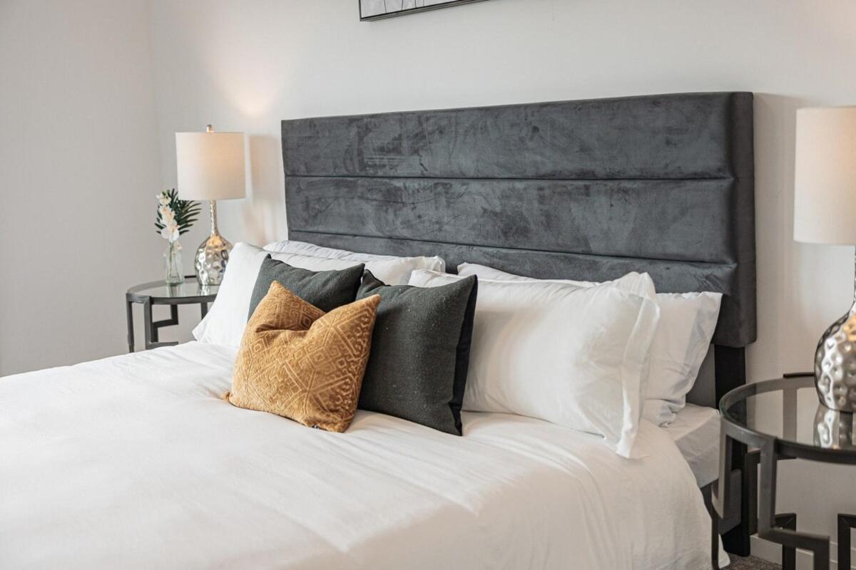 Niagara Luxury Living 5 Mins From The Falls Exterior photo